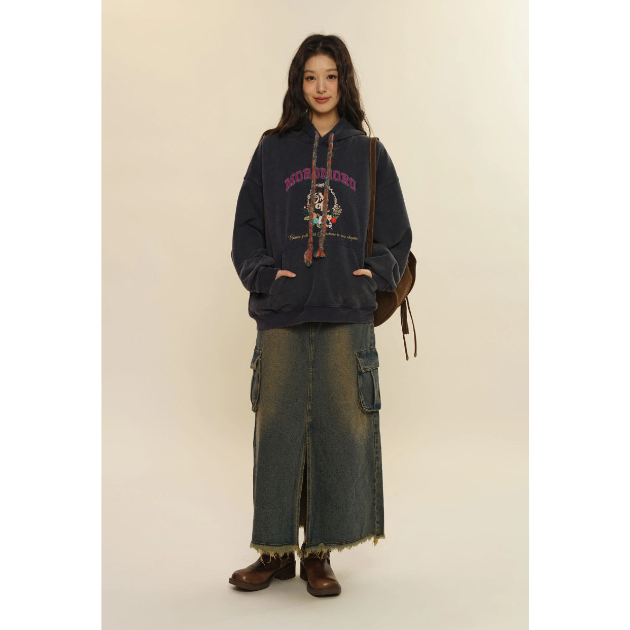 Moromoro American vintage college style three-dimensional flower badge embroidered fried powder wool rope pullover hooded sweater women