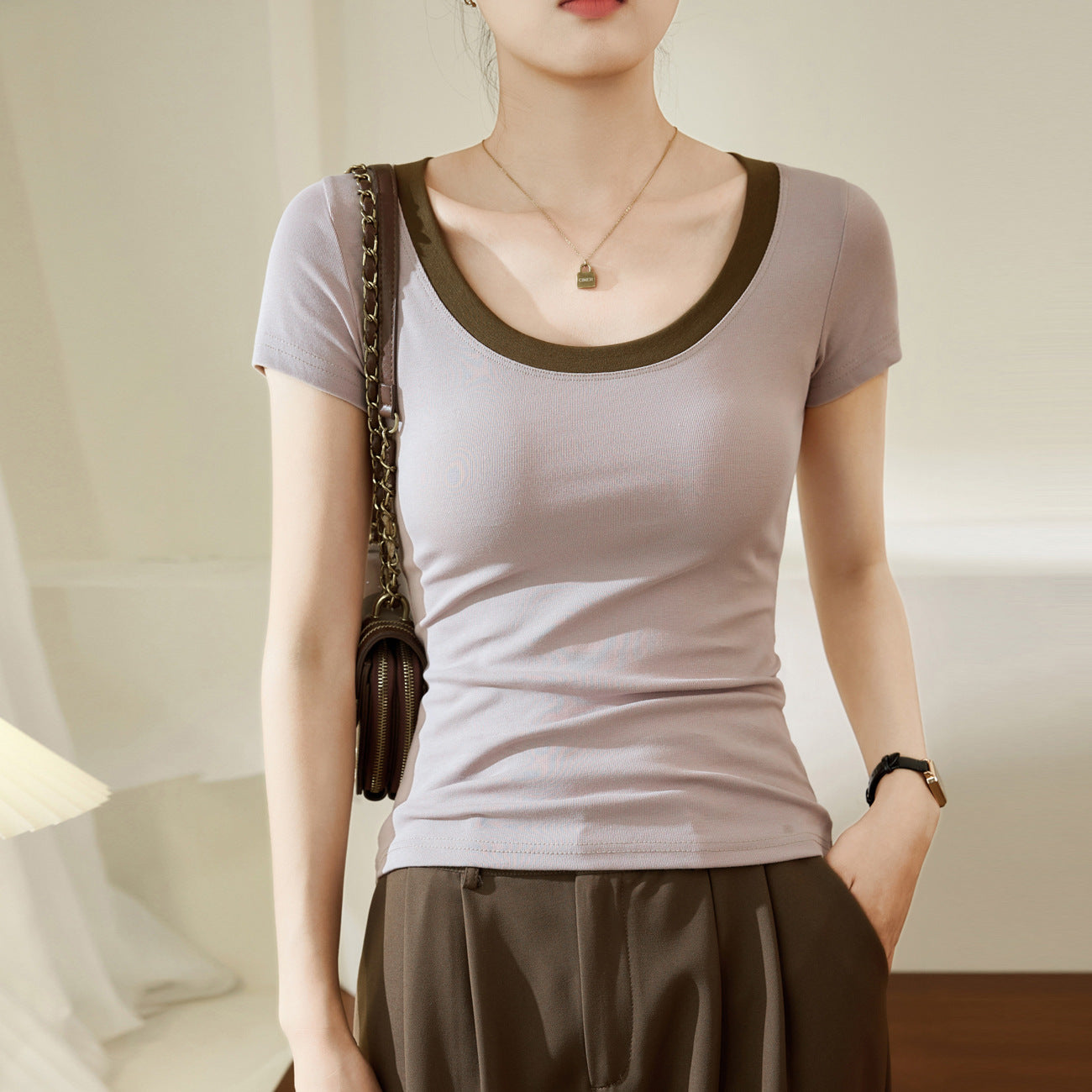 [Use good materials] Contrasting color big U-neck pure cotton T-shirt women's summer sexy 2026 new short-sleeved thin top bottoming shirt