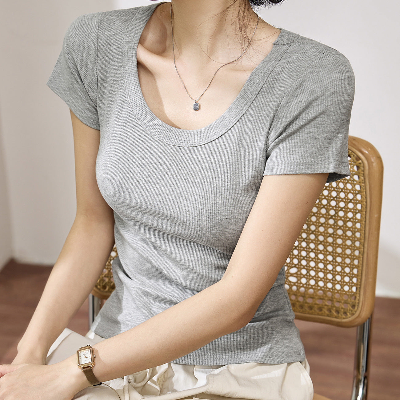 High elastic threaded cotton U-neck T-shirt women's short-sleeved 2026 summer new thin high-end versatile top front shoulder bottoming shirt