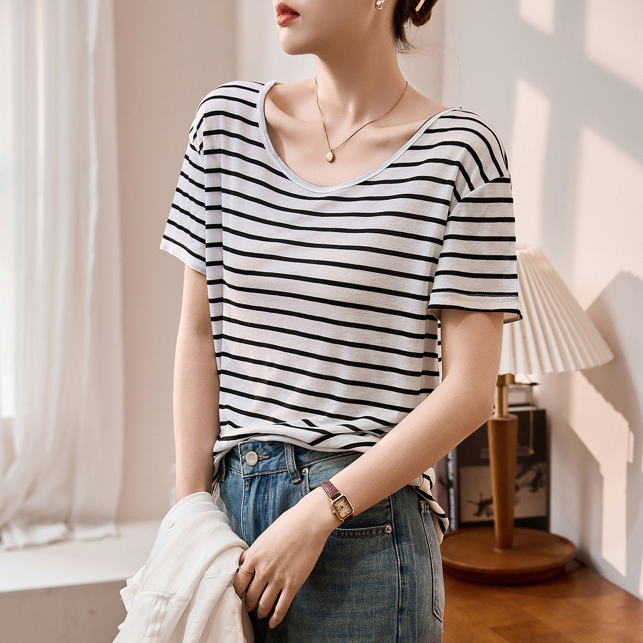 #Tencel wool, nude fried thin, skin-friendly and ice-cool #loose T-shirt women's summer short-sleeved black and white striped top to wear