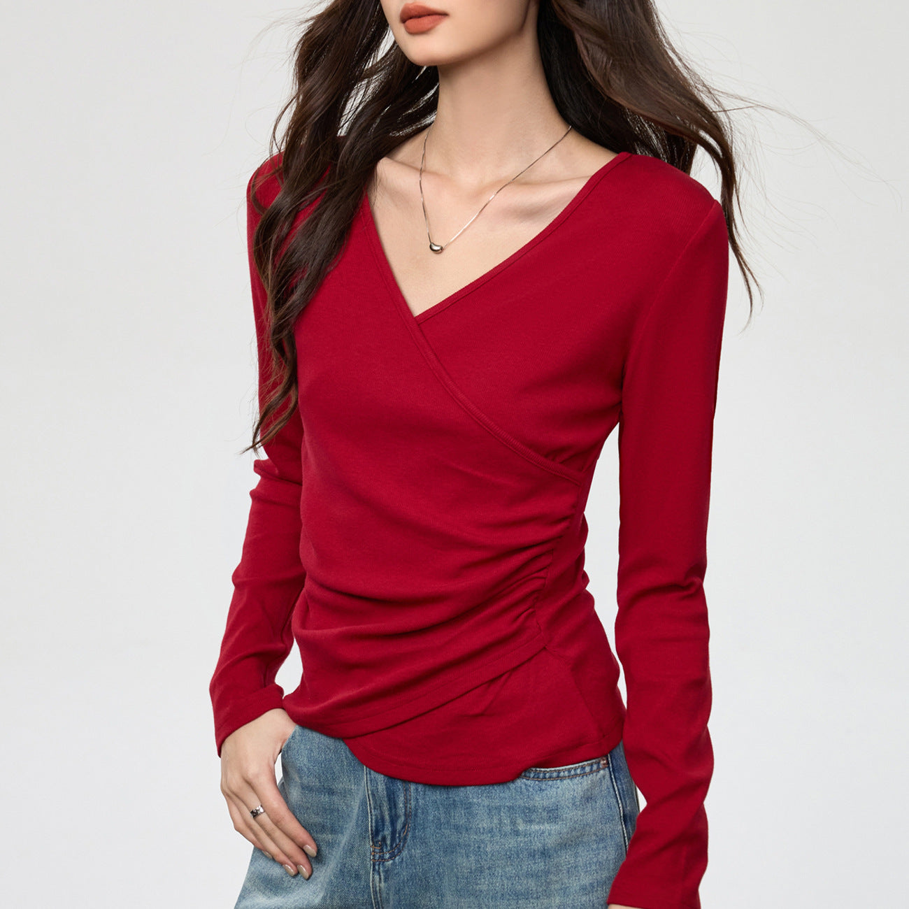 260G Youke silk, high-end design pleated waist, foreign style V-neck front shoulder long-sleeved T-shirt, women's autumn new top