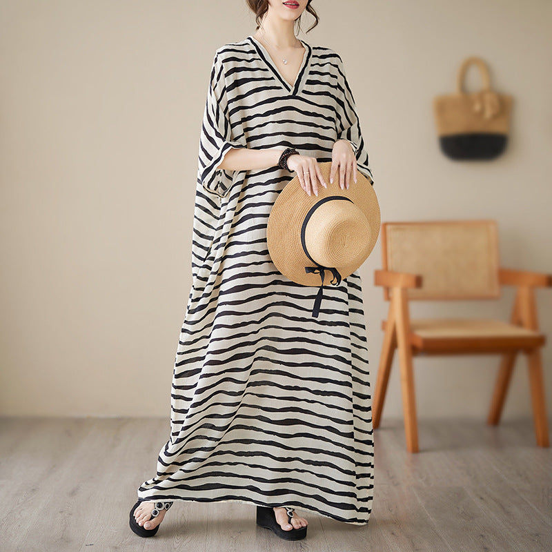 Real shot 2023 summer thin cotton and linen V-neck large size loose literary holiday style medium and long dress women