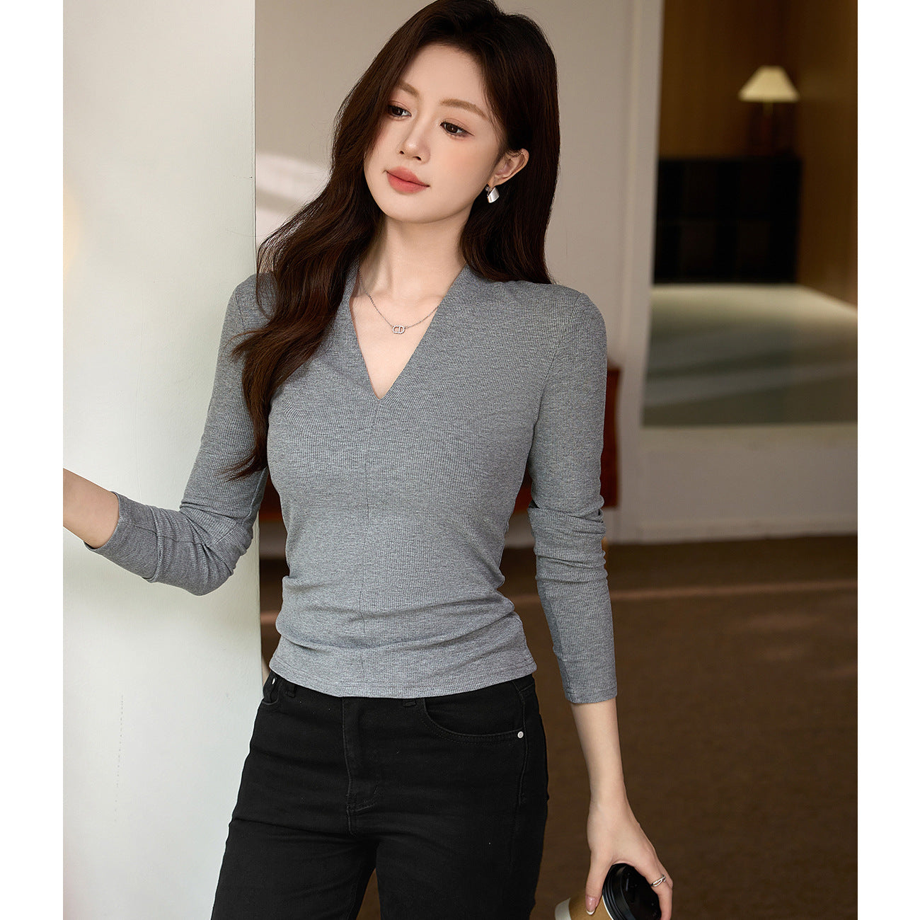 #Excellent choice #Temperament deep V-neck T-shirt women's long-sleeved 2026 autumn new slim-fitting and thin bottoming shirt top