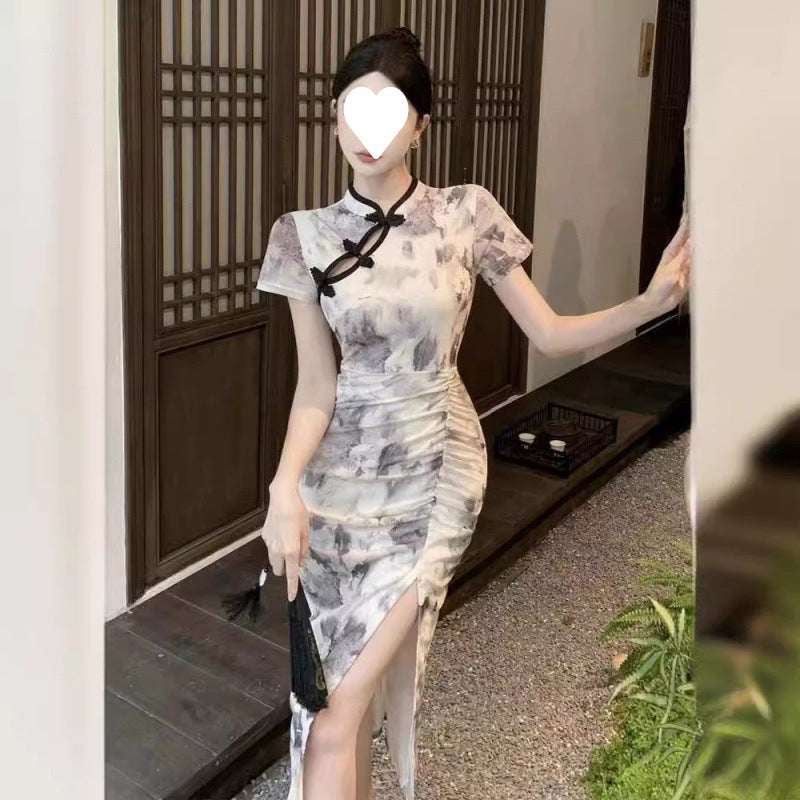 2025 retro Guochao printing improved cheongsam high split fork daily hip fold waist medium and long dress