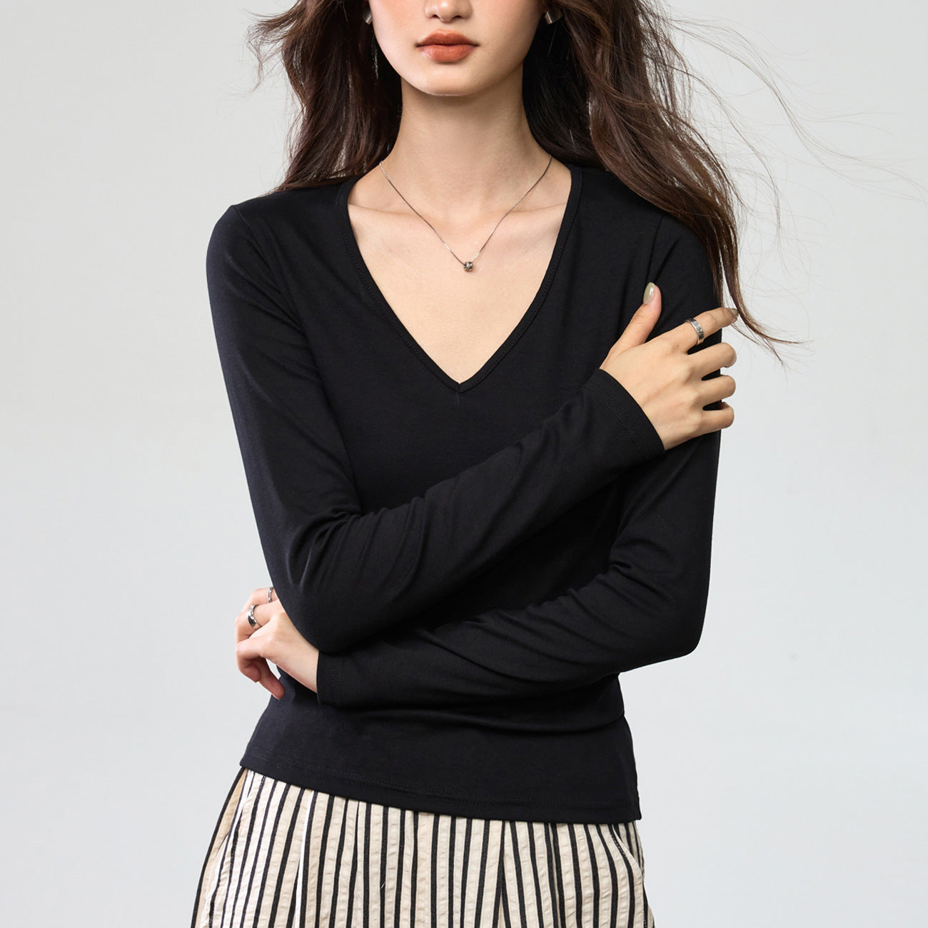 40 combed pure cotton, soft waxy and skin-friendly, round neck solid color simple slim and thin long-sleeved T-shirt women's bottoming shirt top