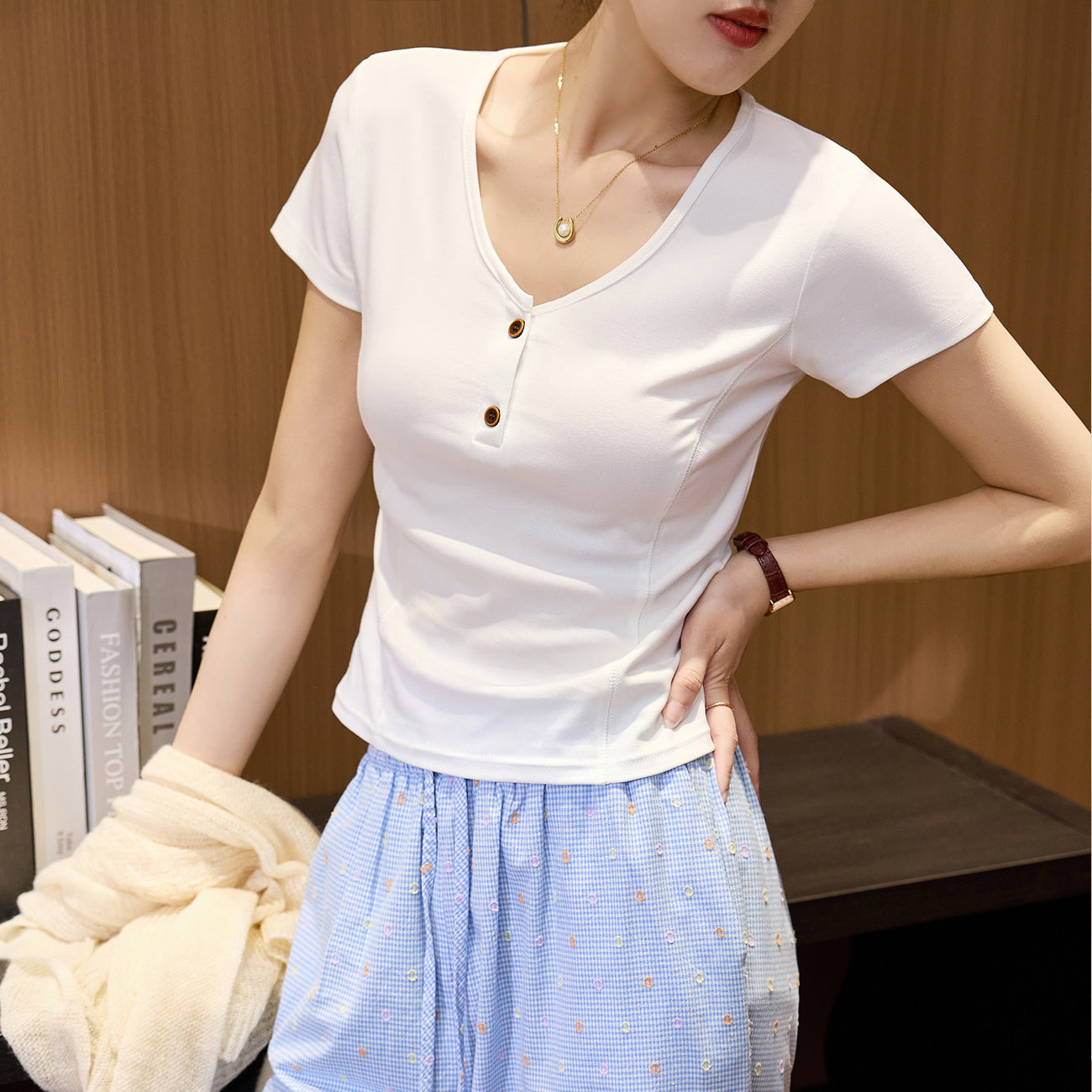 #Combed pure cotton #Premium design sense V-neck short-sleeved T-shirt women's summer 2026 new retro button-up front shoulder top