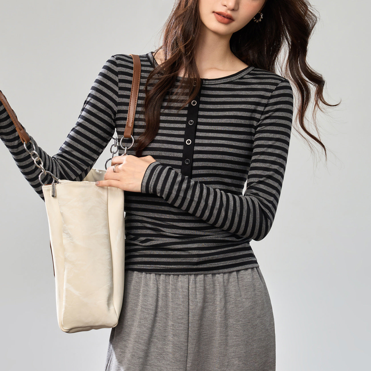 #Tencel Lyocell #Temperament High Sense Black and White Striped Long Sleeve T-Shirt Women's Autumn New Crew Neck Button Top