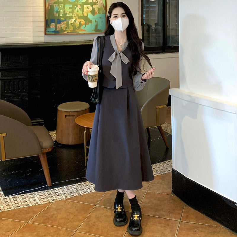 2026 autumn large size women's clothing fat mm thin belly cover dress new foreign style fashion Korean version splicing fake two pieces