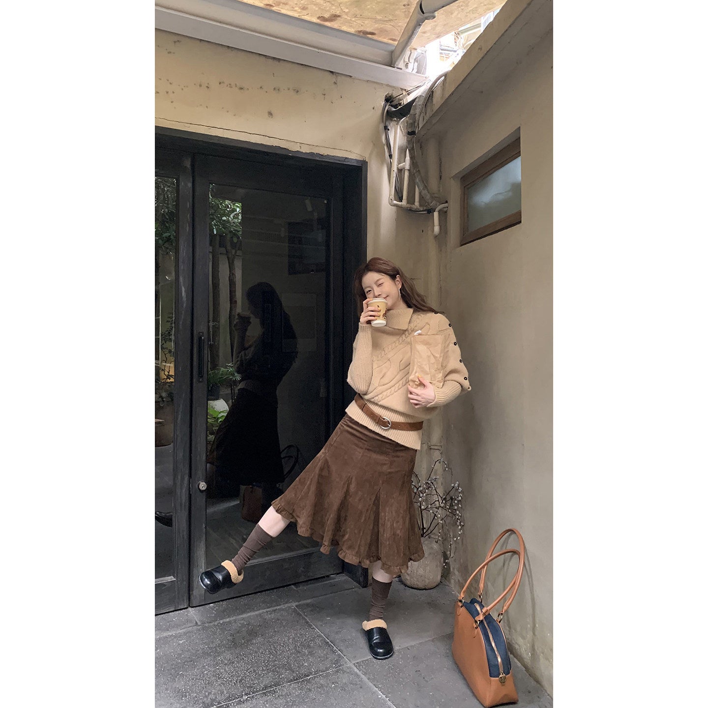 Jomi turtleneck sweater women's autumn and winter lazy high-end long-sleeved top design is super good-looking Korean knitted sweater