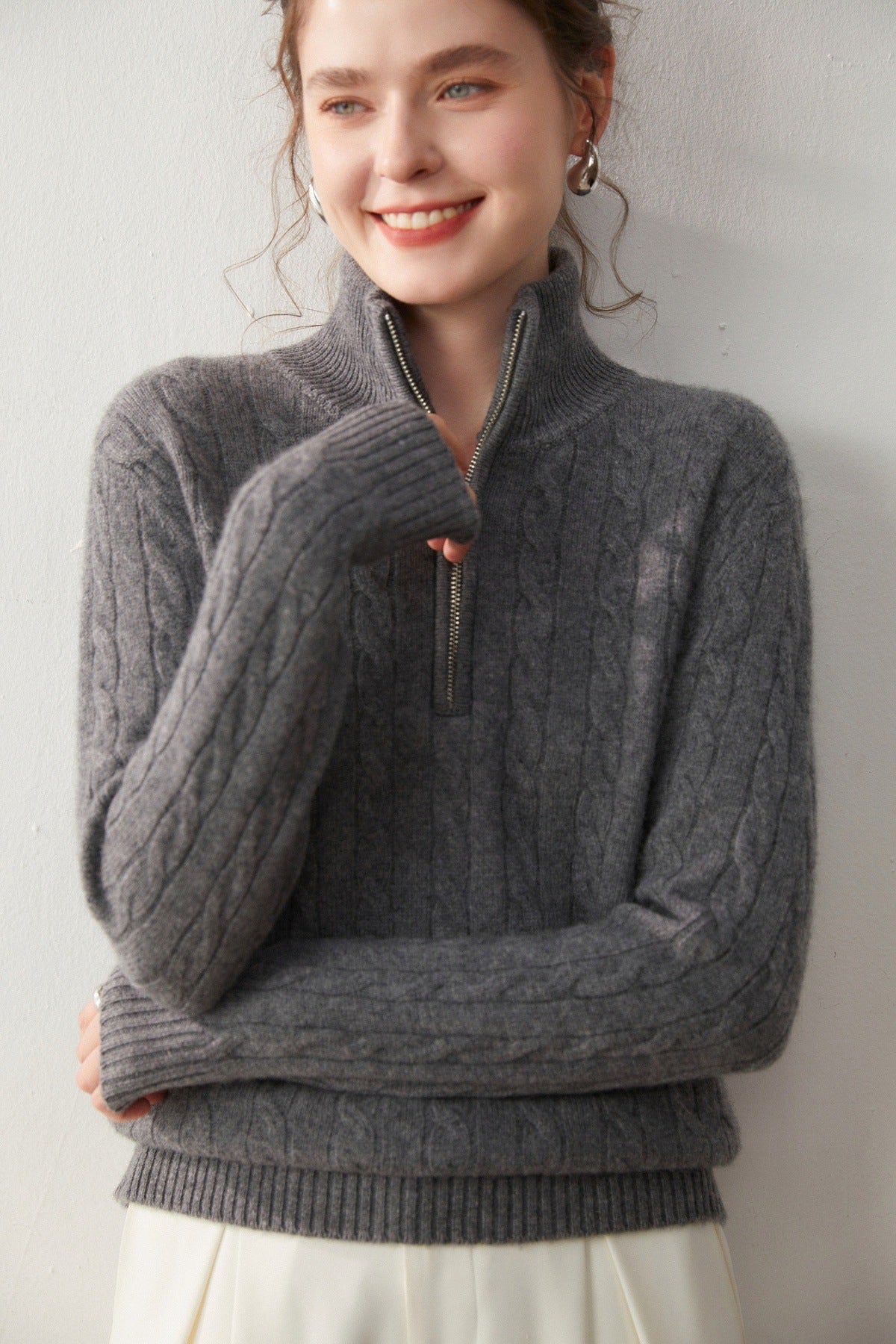 Stand-up collar half-zipper cashmere sweater women's autumn and winter pullover turtleneck twist sweater thickened wool knitted bottoming shirt outer wear