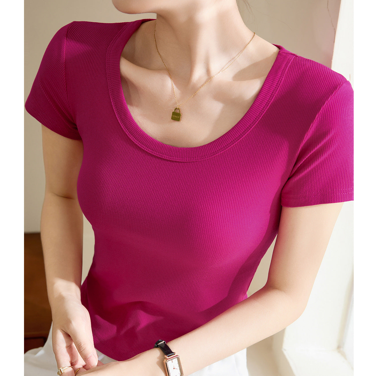 [Use good materials] Curved T-shirt women's short-sleeved 2026 summer new high-elastic threaded cotton short round neck bottoming shirt