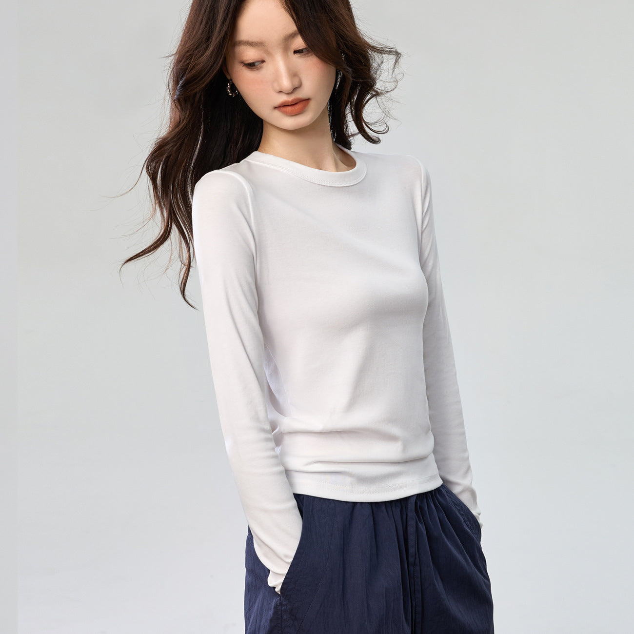 精梳纯棉 明线设计百搭2026秋装新款长袖T恤女简约圆领打底衫上衣