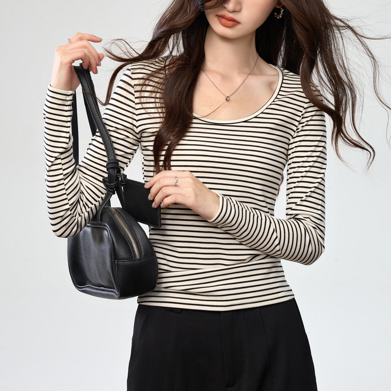 260G Tencel Lyocell Striped Bottom Shirt Women's Long Sleeve T-Shirt 2026 Autumn New Big U-Neck Versatile Shoulder Top