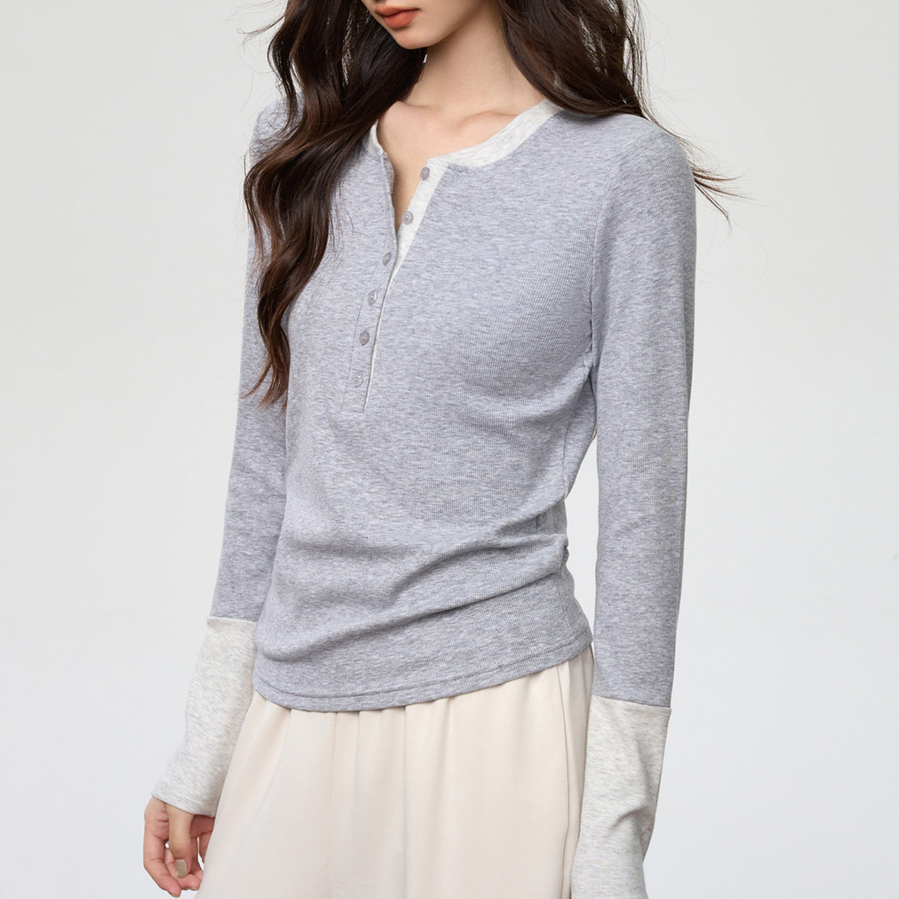 260G Youke silk, temperament new contrasting color fake two-piece crew neck button-down bottoming shirt long-sleeved T-shirt women's autumn top