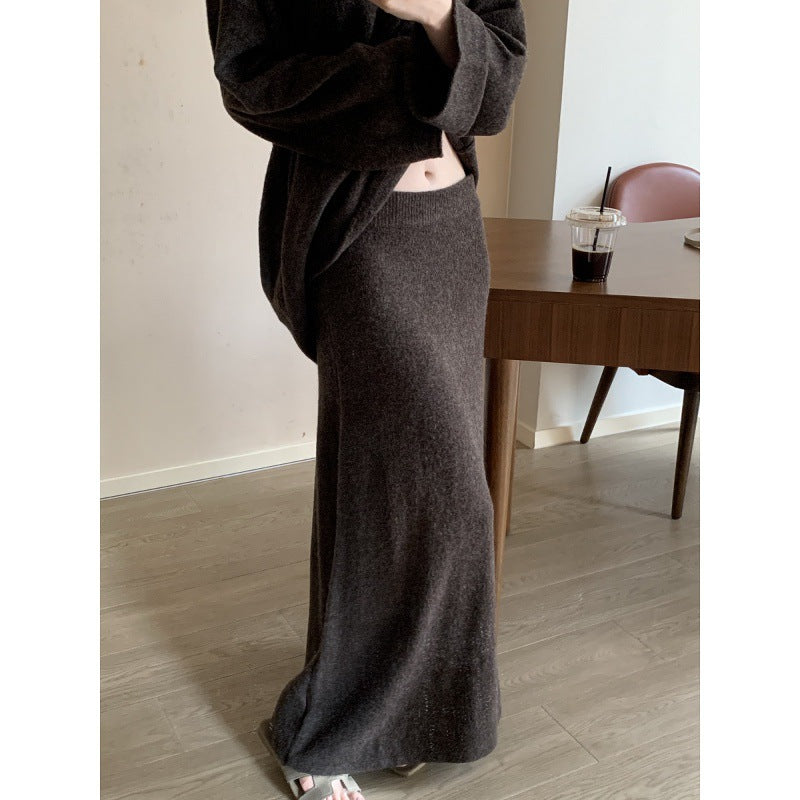 Knitted skirt women's 2025 autumn and winter high waist and thin casual versatile and thin drape long a-shaped skirt