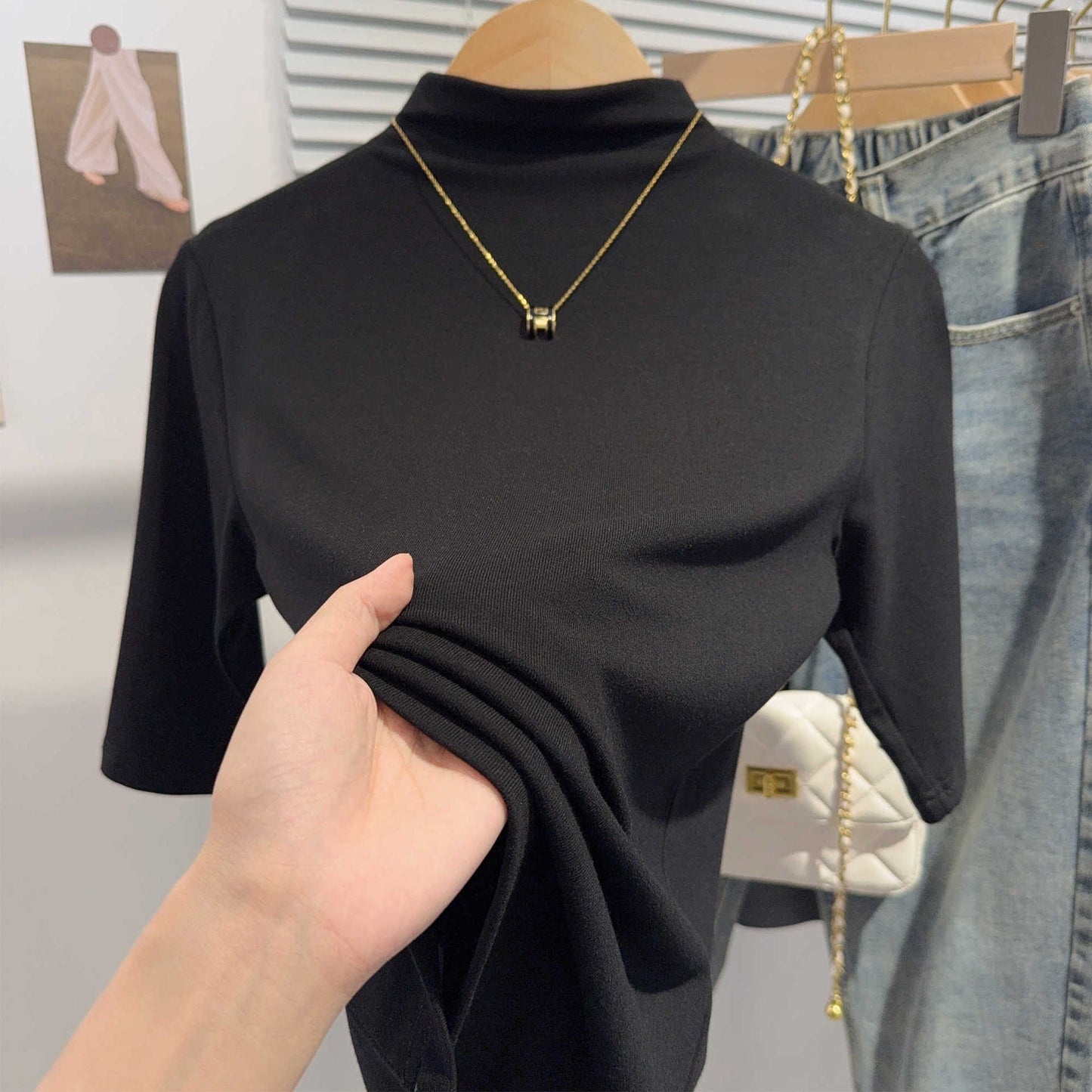 Medium-sleeved threaded bottoming shirt women's semi-turtleneck slim-fitting inner 2025 new five-quarter-sleeved spring and summer foreign-style versatile top