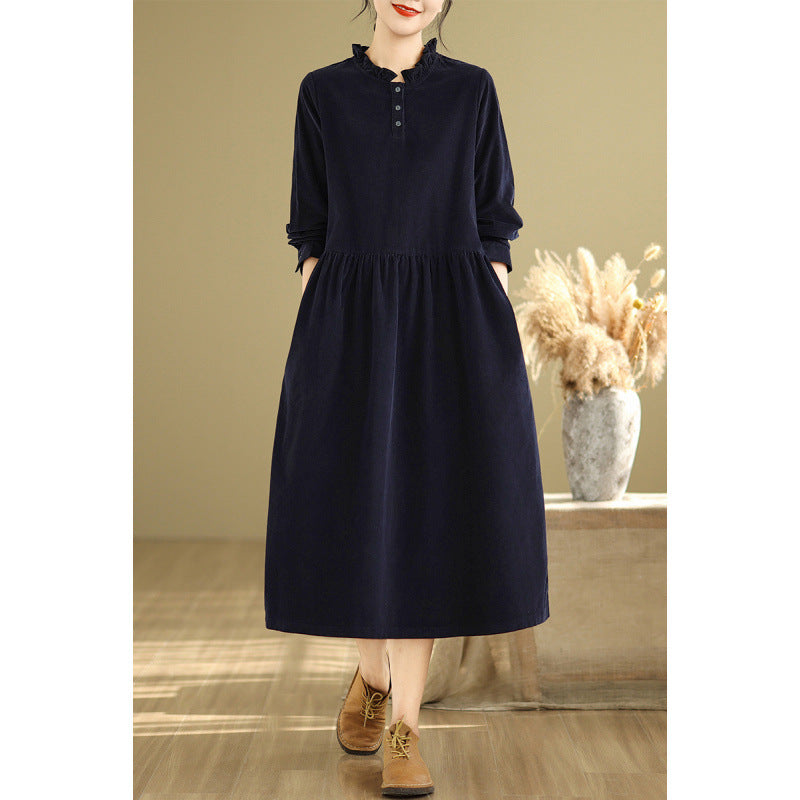 Real shot 2025 autumn new French retro corduroy loose large size age-reducing medium and long bar velvet dress